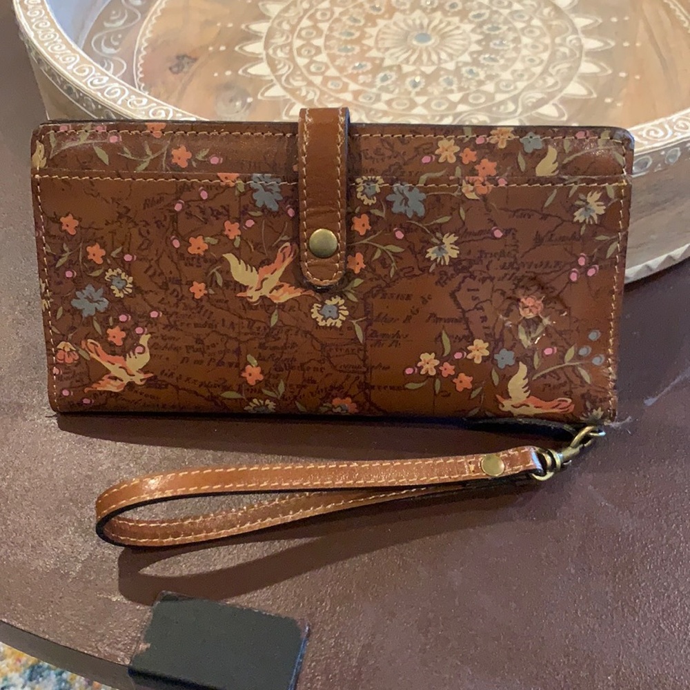Patricia Nash wallet